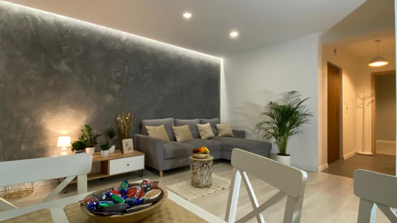 Apartament Plaza Park Przemyśl Esterno foto