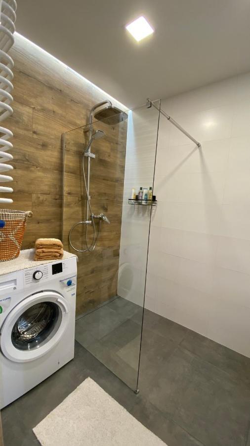 Apartament Plaza Park Przemyśl Esterno foto